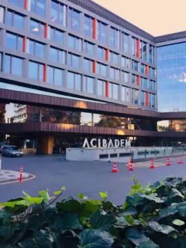 Клиника Аджибадем Алтунизаде (Acibadem Altunizade)
