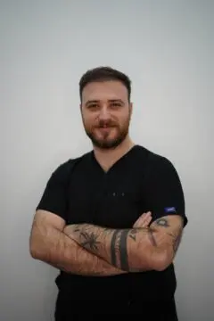 Доктор Bunyamın Cakır