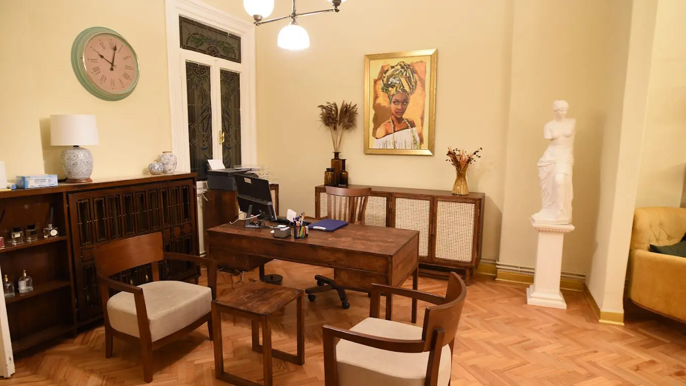 Клиника Hakkı İzmirli