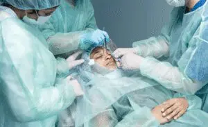 Нос после кокаина: когда помогает риносептопластика