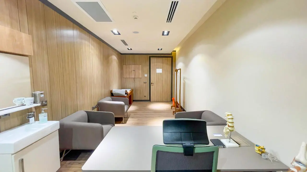 Центральная больница Etiler